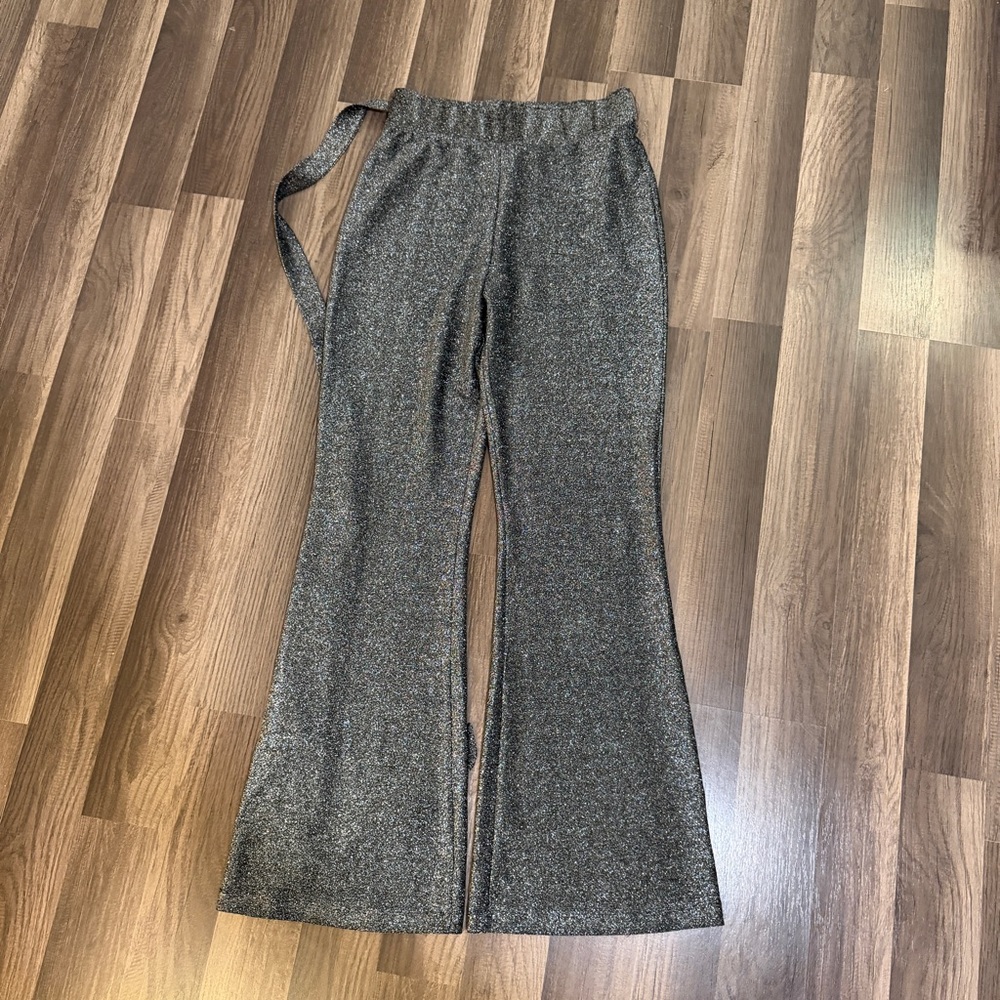 Love Fire silver metallic wide leg pants. Perfect for clubbing party rave  M